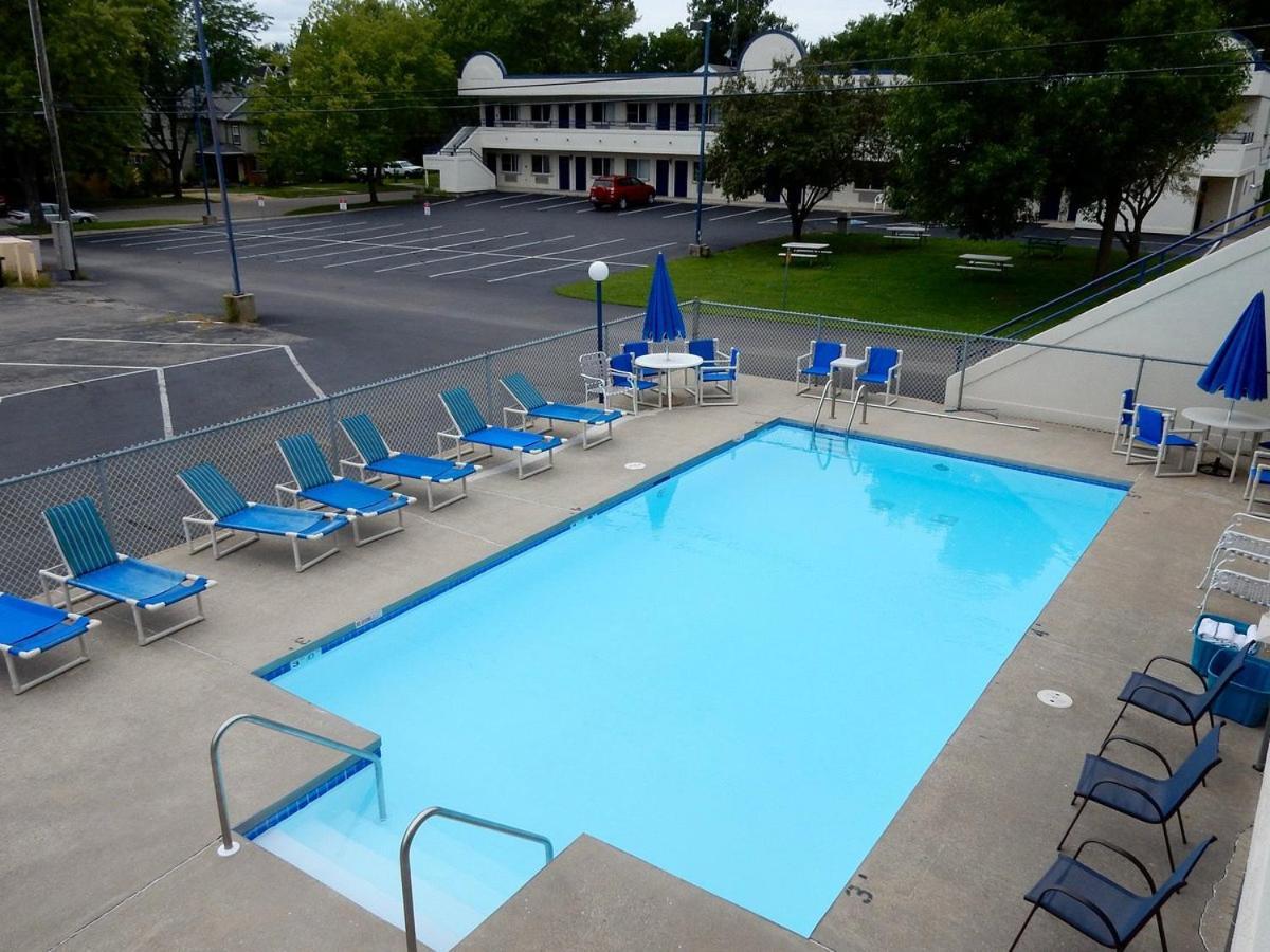 Fields Park Motel Wisconsin Dells Exterior photo