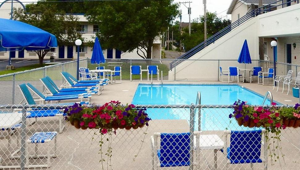 Fields Park Motel Wisconsin Dells Exterior photo